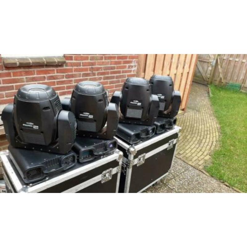 4x Showtec Phantom 250 Spot movinghead
