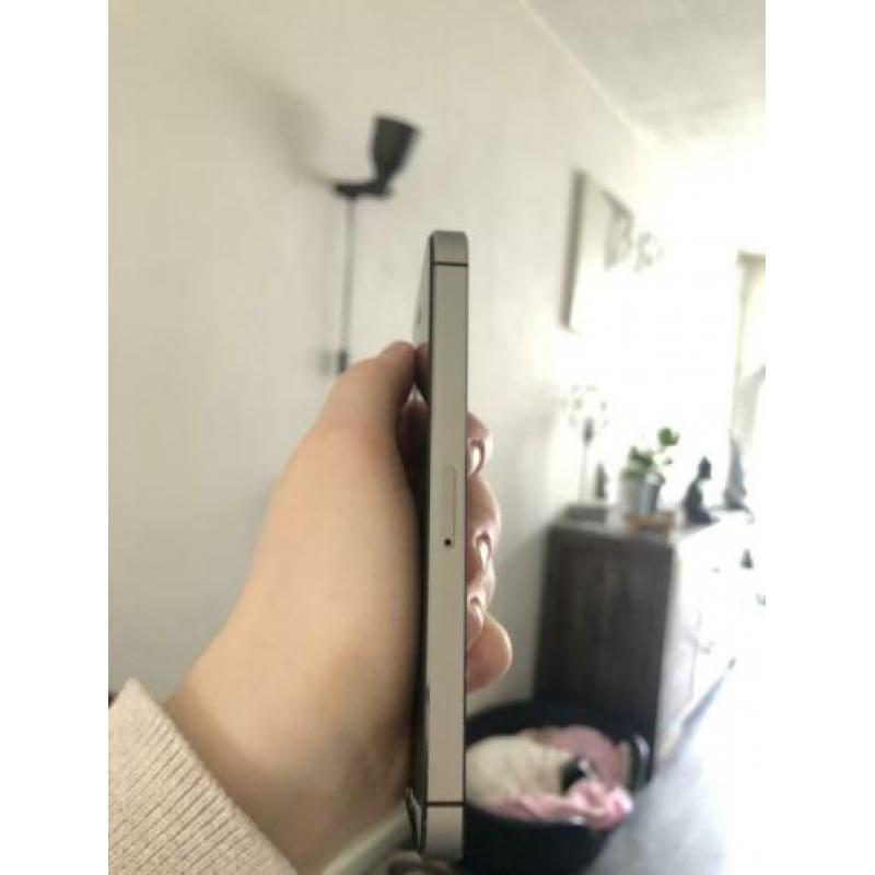 iPhone 5S, 16GB, Space Grey