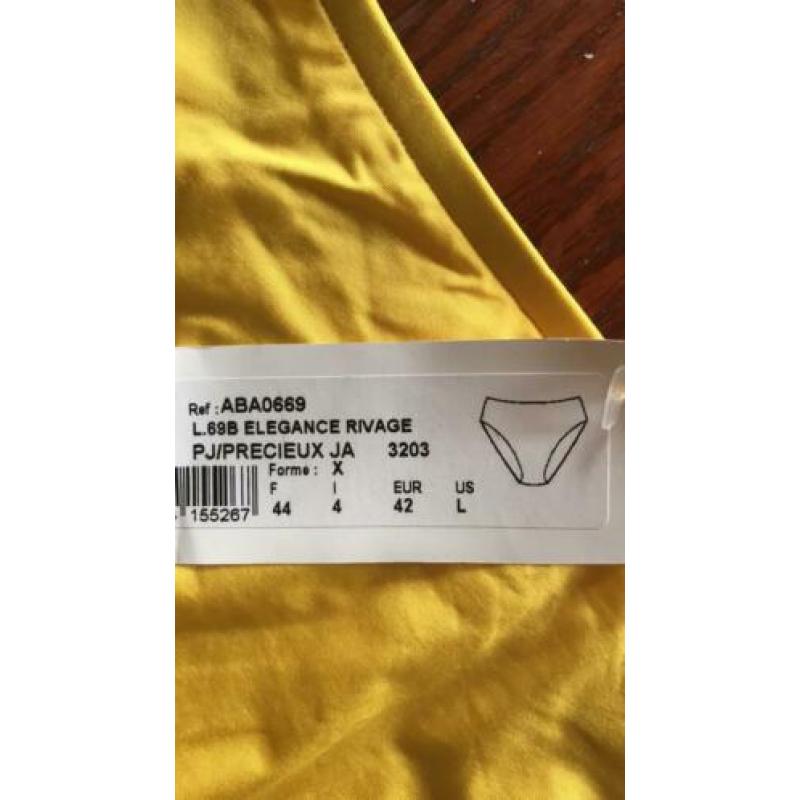 Lise Charmel nieuwe bikini top 85E slip 42, prachtig geel