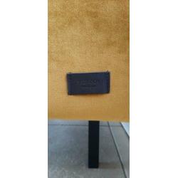 Te koop: velvet love seat Sissy boy