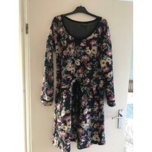 Mooi Vrolijk winterjurk blauw met bloemen XL