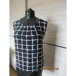 tuniek the Sting, zwart/wit/grijs tinten, maat S, volgnr 5