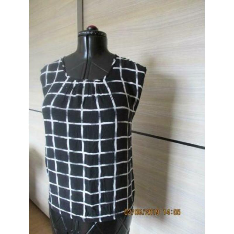 tuniek the Sting, zwart/wit/grijs tinten, maat S, volgnr 5