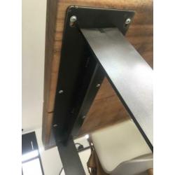 Metalen u-poot 70x70x10 NIEUW!