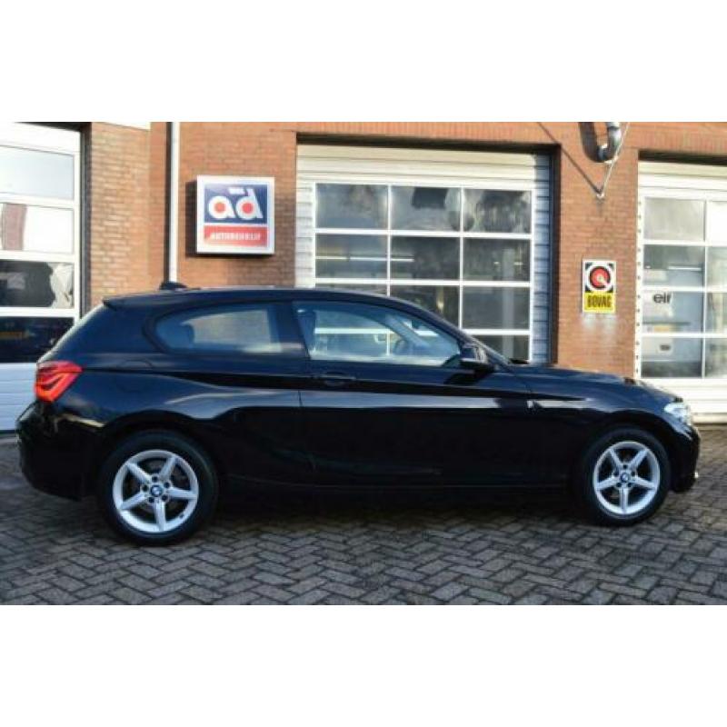 Bmw 1-serie 118i Executive, Automaat,Led, Navigatie, Cruise