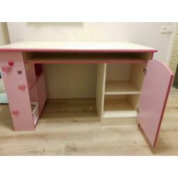 Mooi meisjes bureau te koop