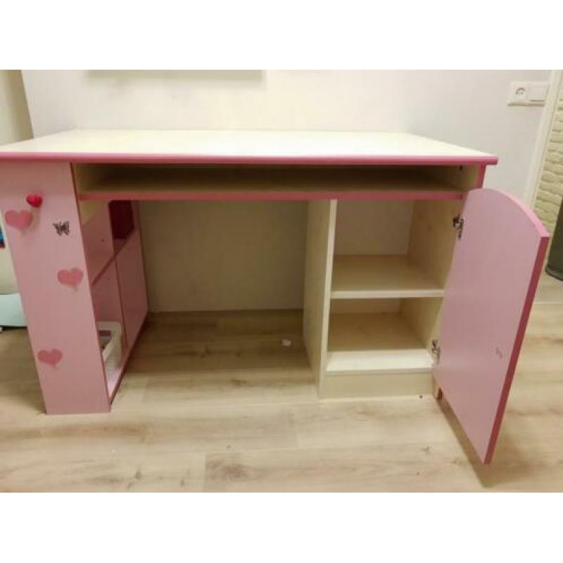 Mooi meisjes bureau te koop