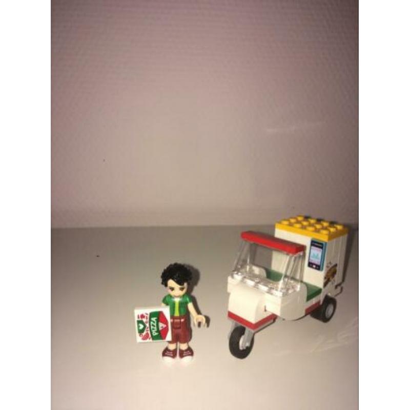 Lego friends pizzeria 41311