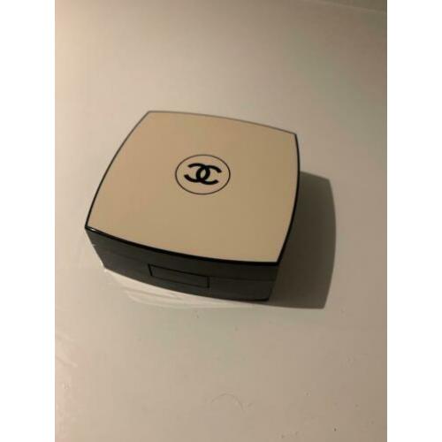 Chanel - Les Beiges Touche de Teint Belle Mine 22 Beige Rose