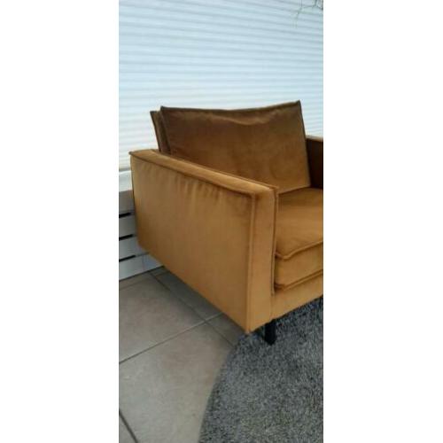 Te koop: velvet love seat Sissy boy