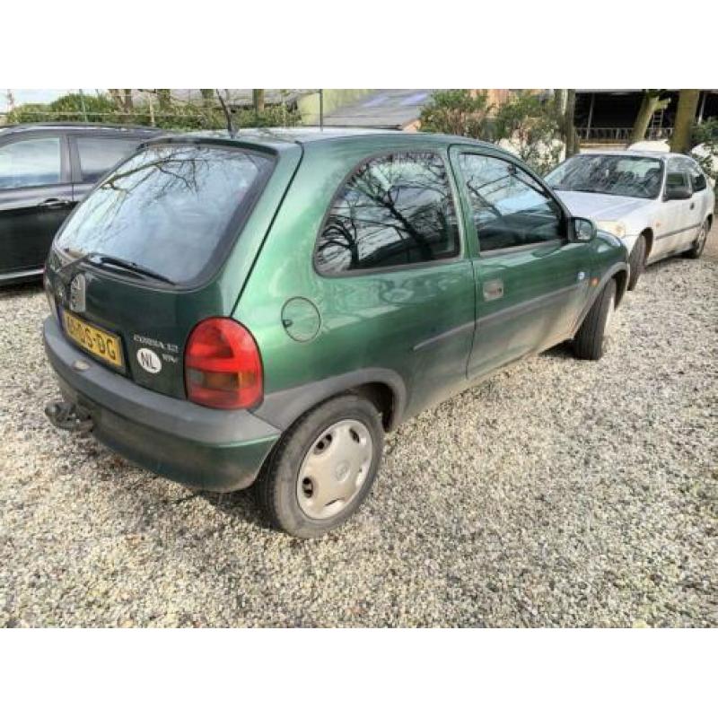 Opel Corsa 1.2 I 16V 3D 1999 Groen