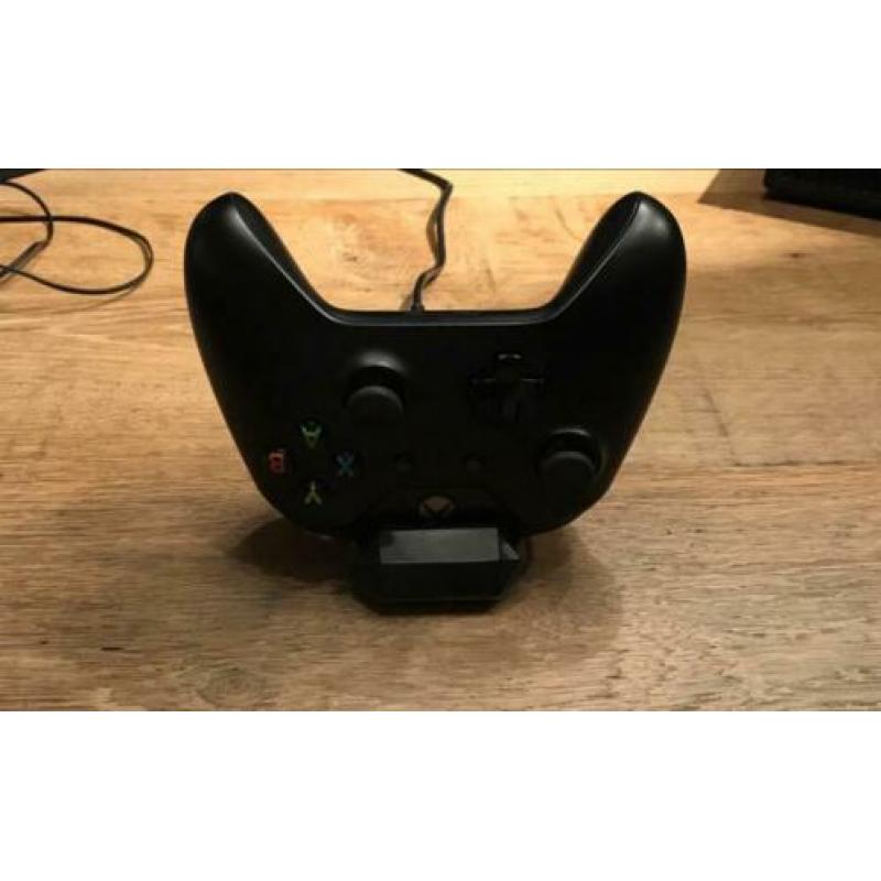 Xbox One met oplaadbare controller