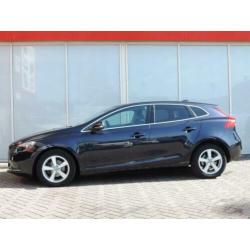 Volvo V40 2.0 D2 Summum Business (full options) (bj 2015)