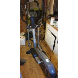 dunlop crosstrainer