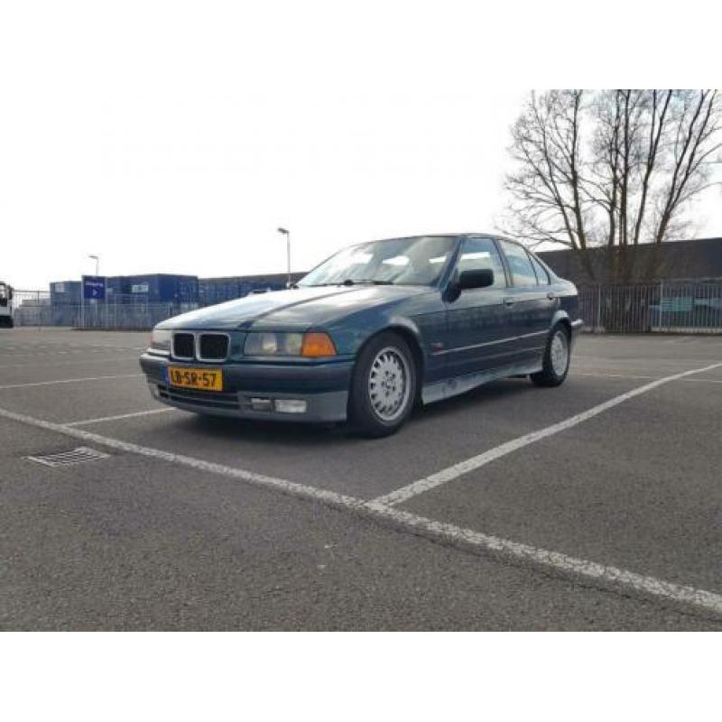 BMW E36 318i