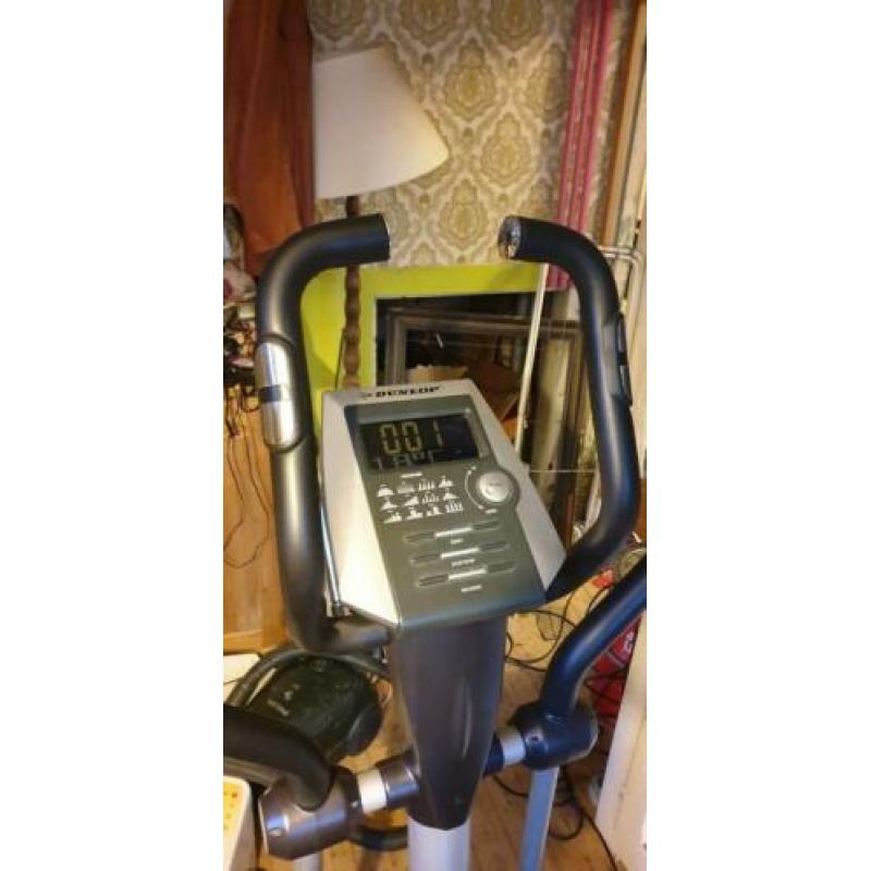 dunlop crosstrainer