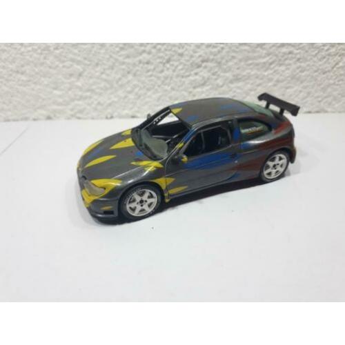 Modelauto 1:43 Renault Maxi Megane Vitesse Rally