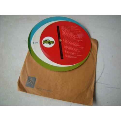 oude vintage vinyl singles van citroen 2cv eend grammofoonpl