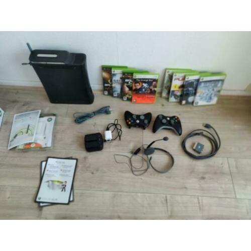 Te koop: xbox 360 elite 120gb + accesoires ( originele verpa