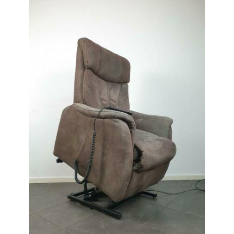 Mooie sta op stoel relax fauteuil staopstoel
