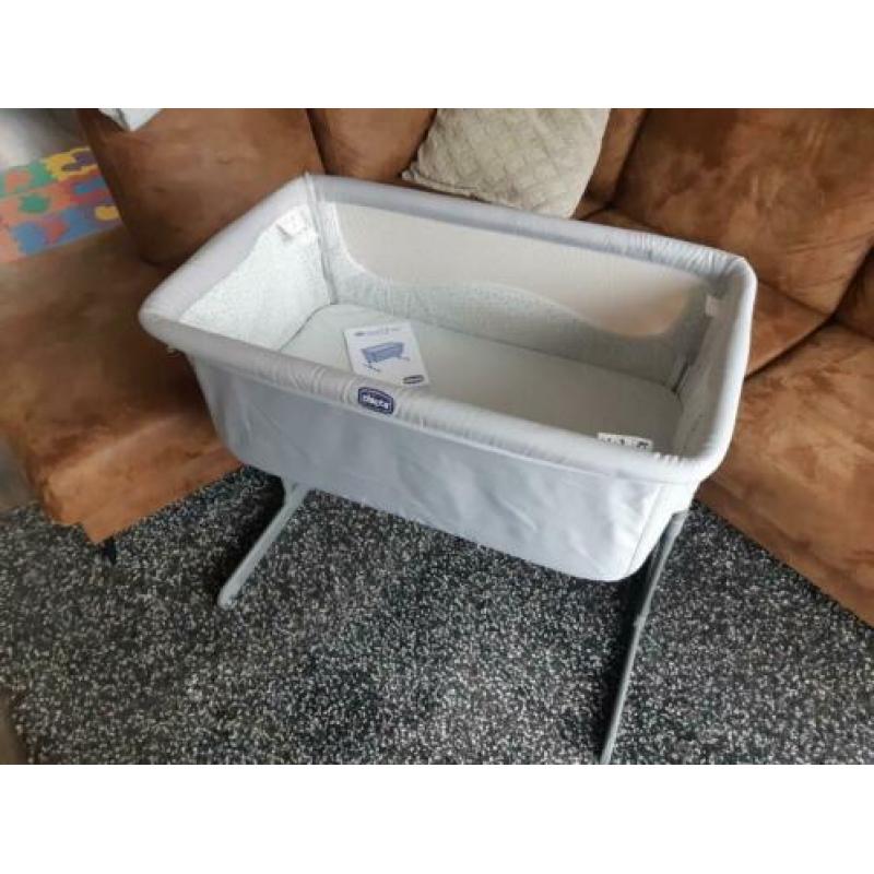 Chicco Next 2 Me co-sleeper