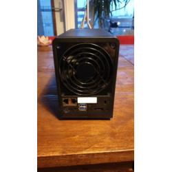 Synology DS215+ NAS