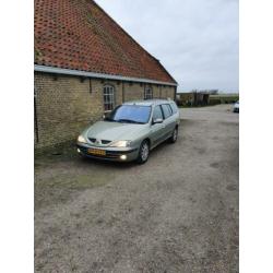 Renault Megane 1.8 16V Break Euro 2000 2001 Groen