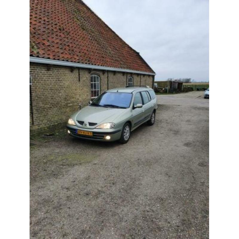 Renault Megane 1.8 16V Break Euro 2000 2001 Groen