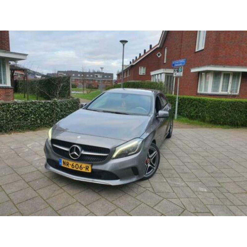 Mercedes A-Klasse A180 175pk AMG PAKKET TOPSTAAT ZEER MOOI!