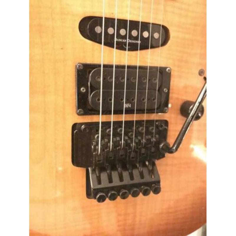 Schecter diamond series