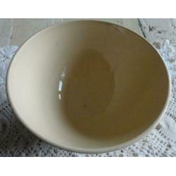 Oude creme /licht gele Franse spoelkom , Luneville