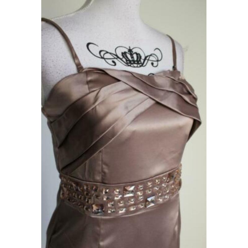 Beige feestjurk cocktailjurk pushup BH steentjes M / L nieuw