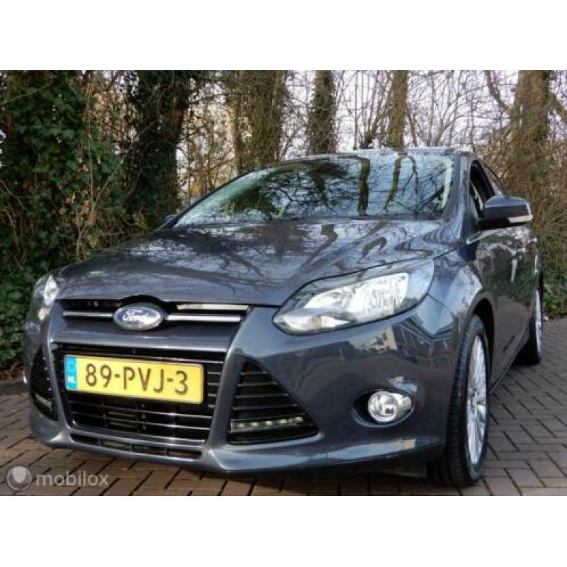 Ford Focus 1.6 EcoBoost First Edition 150PK LED/HALF LEDER/S