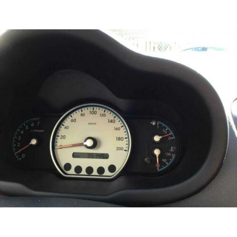 Hyundai i 10 1.1 5DR 2010 Zwart 35.000km!