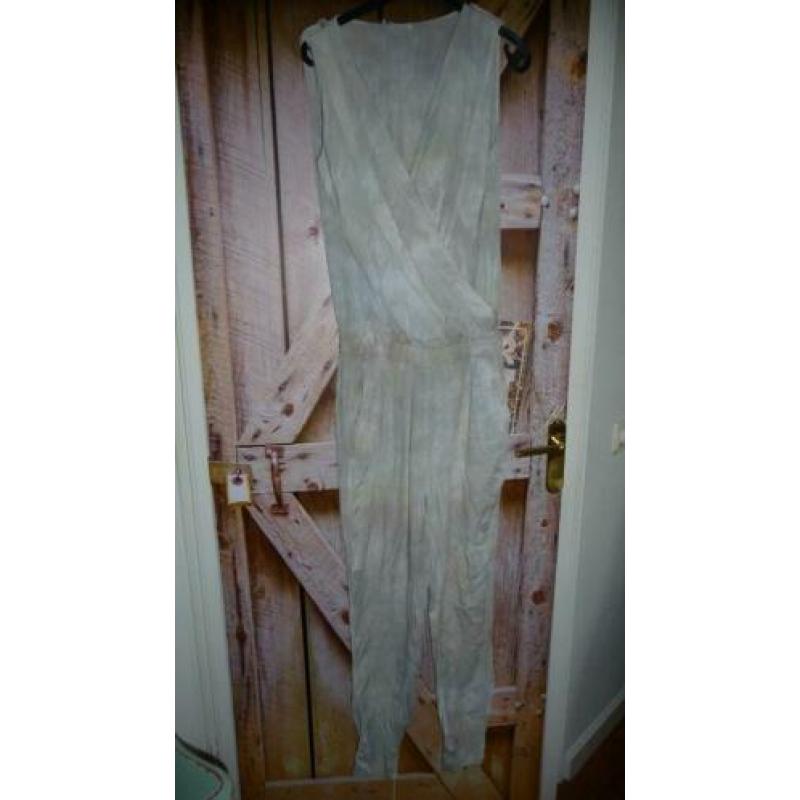 jumpsuit maat 40 42