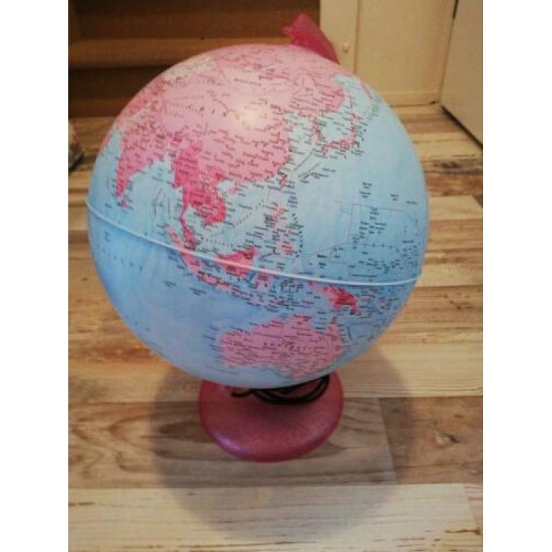 Te koop wereldbol