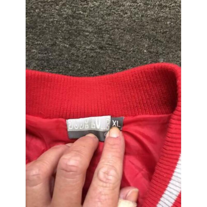 Prachtige en zachte bomber jas mt XL
