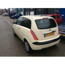 Lancia YPSILON 1.2-16V Oro - 2005 - airco - APK juni 2020