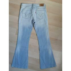 Levi booty flare fit dames, maat 31