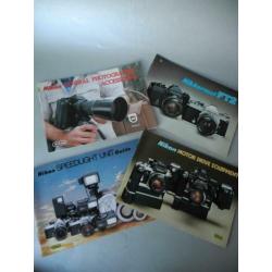 Ca 30 stuks oude Nikon folders