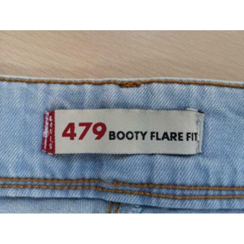 Levi booty flare fit dames, maat 31