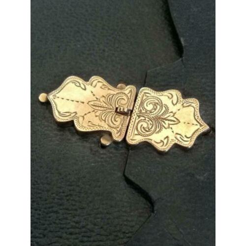 Statenbijbel met gouden slot 1850