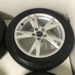 Audi A4 Doppel-V-Design 17 inch velgen 5x112