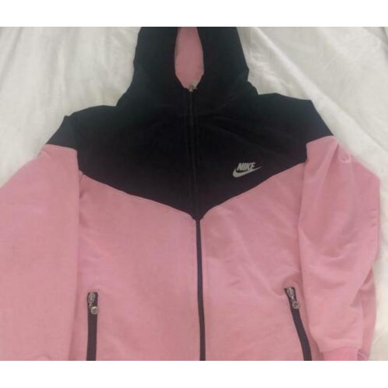 Nike trainingspak/joggingspak Maat S