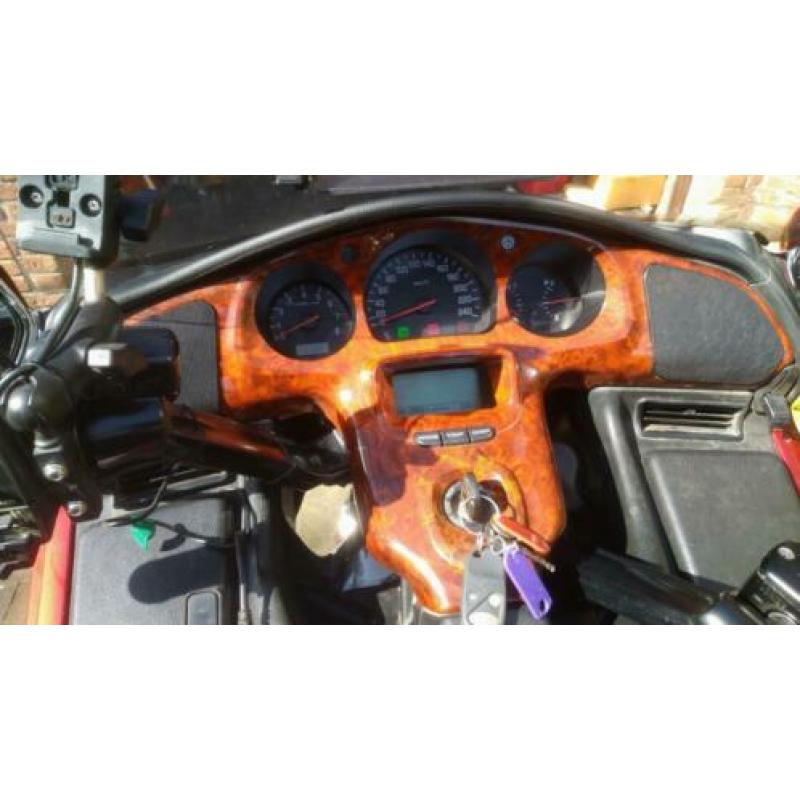 Schitterende Honda Goldwing GL1800 De Luxe slechts 74.000km!