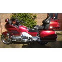 Schitterende Honda Goldwing GL1800 De Luxe slechts 74.000km!