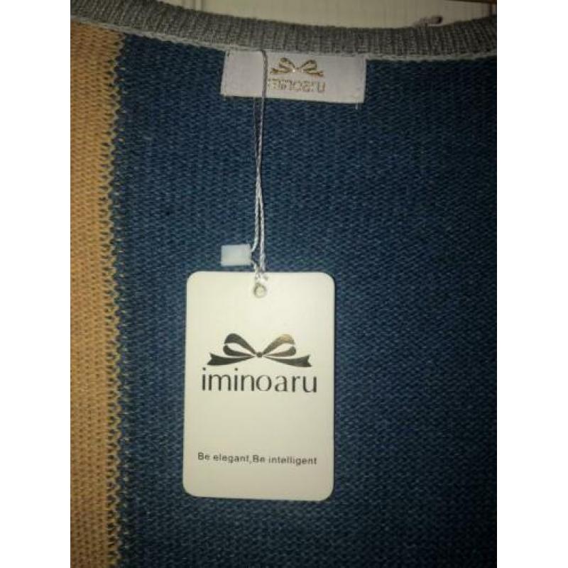 Vest met gekleurde vlakken. NOOIT GEDRAGEN! Maat M/L
