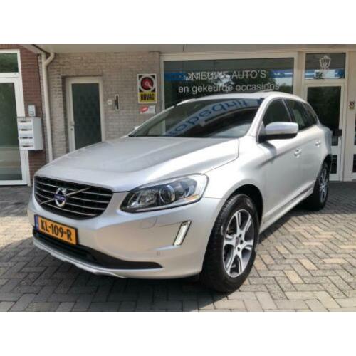 Volvo XC60 2.0 T5 FWD KINETIC * LEDER + NAVIGATIE * PANODAK