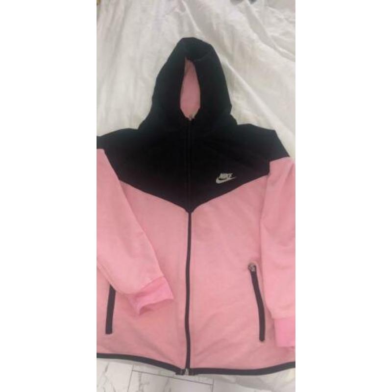 Nike trainingspak/joggingspak Maat S