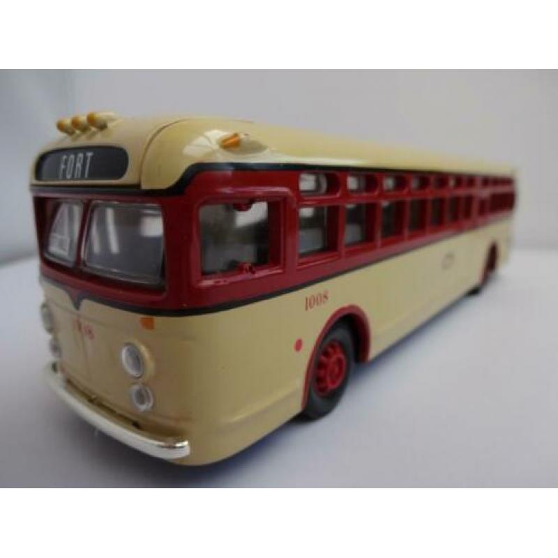 GM 4506 "DSR" nr: 98603 van Corgi Buses USA 1/50